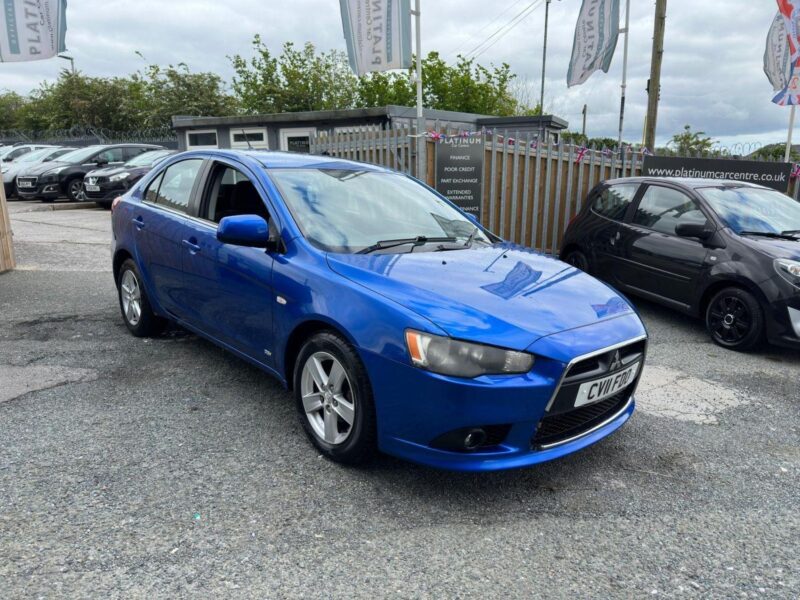 MITSUBISHI LANCER DI-D GS2 2011 Image