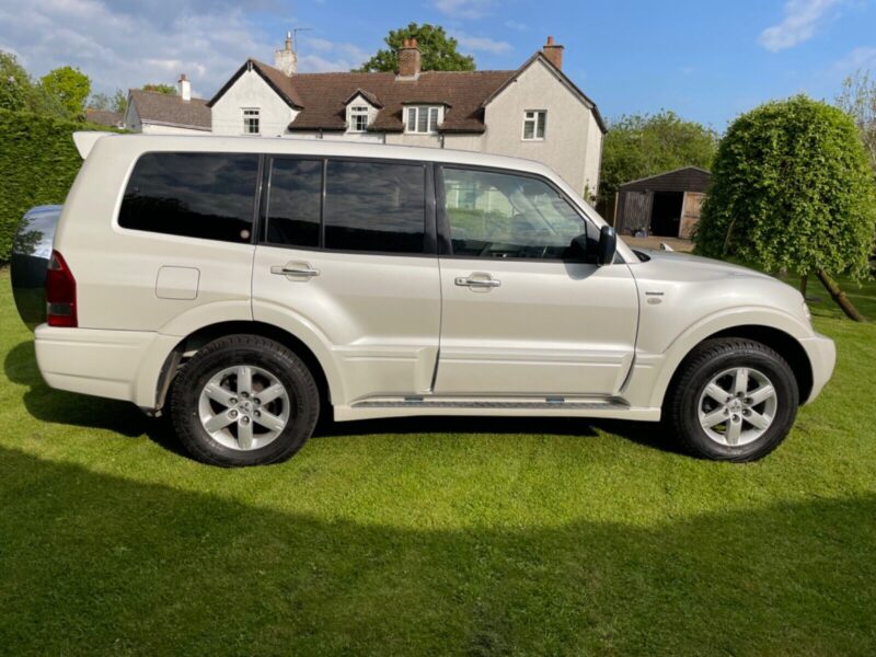 Mitsubishi Pajero 3.0 V6 Auto 7str Exceed 2004 Image