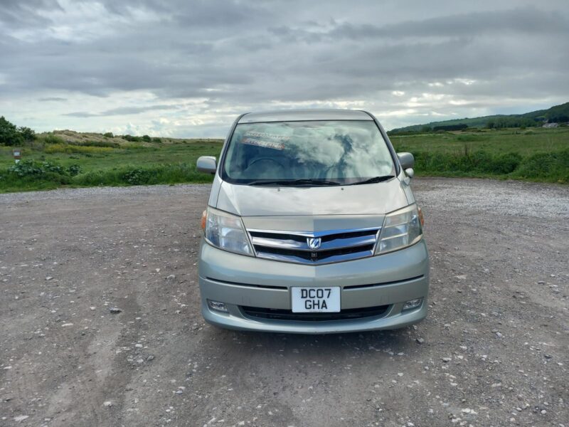 TOYOTA ALPHARD HYBRID AUTOMATIC Image
