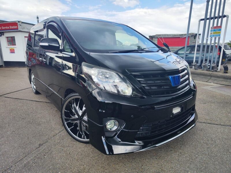 TOYOTA ALPHARD/VELLFIRE 2.4 PETROL 2013(62) ULEZ FREE,7 SEATERS,PARKING SENSOR Image