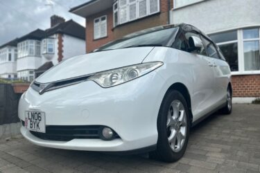 TOYOTA ESTIMA 2.4L PETROL AUTO/ULEZ/CRUISE/CAMERA/AUTO WIPERS & LIGHTS/7 SEAT Image