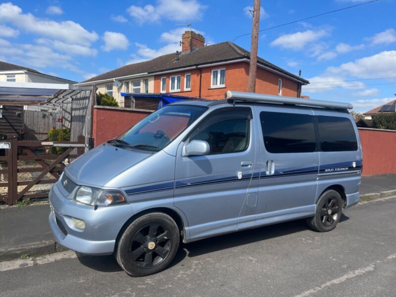 Toyota hi ace regius 3 litre turbo diesel 1997 2 berth camper Image