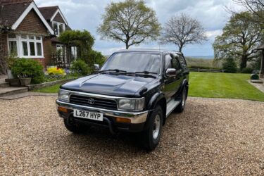Toyota Hilux Surf Gen 2 3.0 L Diesel 1KZ TE Black 1994 Image