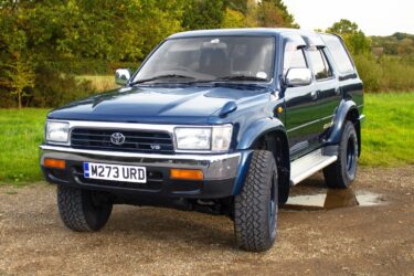 Toyota Hilux Surf SSR-G 3rd Gen - Petrol 3L V6 Image