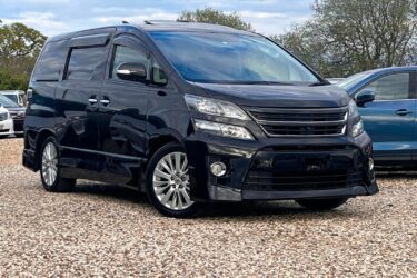 TOYOTA VELLFIRE 3.5 V6 AUTO 8 SEATER Z PLATINUM SELECTION EDITION FRESH IMPORT Image