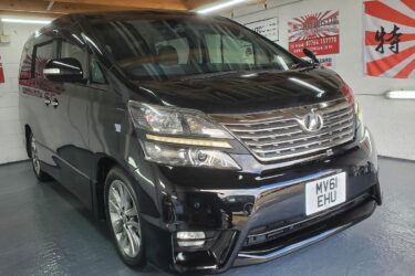 Toyota vellfire import 2.4 automatic black 7 leather seat sunroofs only 32k 2012 Image
