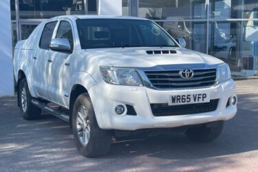2015 Toyota HI-LUX INVINCIBLE 4X4 D-4D DCB 3.0 Double Cab Automatic PICK UP Dies Image