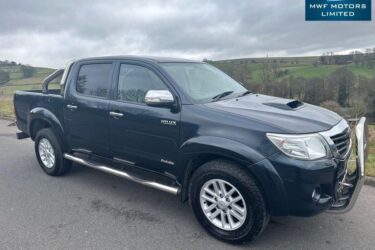 2016 Toyota HI-LUX 3.0 INVINCIBLE 4X4 D-4D DCB 169 BHP PICK UP Diesel Automatic Image