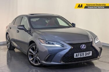 2019 LEXUS ES F SPORT HYBRID AUTO REVERSING CAMERA SAT NAV 1 OWNER SVC HISTORY Image