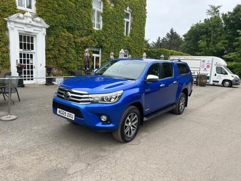 2019 Toyota Hi-lux 2.4 D-4D Invincible Double Cab Pickup 4dr Diesel Auto 4WD Image