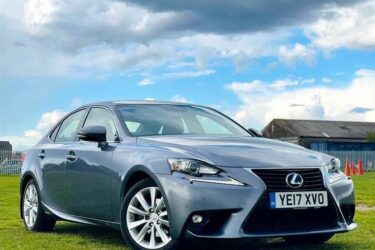 Lexus IS - Hybrid - 2017 - 37318 miles - 2494cc - Auto - Saloon - 220HP Image