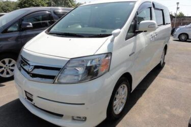 Toyota Alphard HYBRID 4WD SUPERB FRESH IMPORT 56 REG Petrol/Electric Hybrid Auto Image