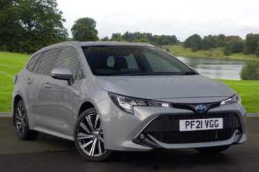 TOYOTA COROLLA 1.8 VVT-i Hybrid Design 5dr CVT Image