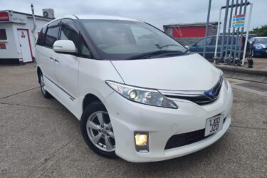 TOYOTA ESTIMA 2.4 PETROL HYBRID AUTO 7 SUEDE LEATHER SEATS,ULEZ FREE,PARKING SEN Image