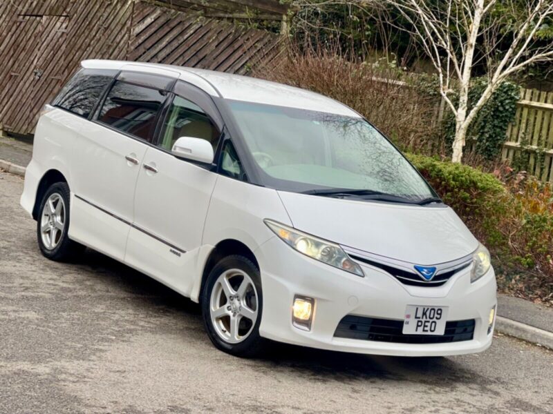 2009 TOYOTA ESTIMA 2.4 HYBRID -AUTO-8 SEATS-PEARL WHITE-ULEZ FREE-FRESH IMPORT Image