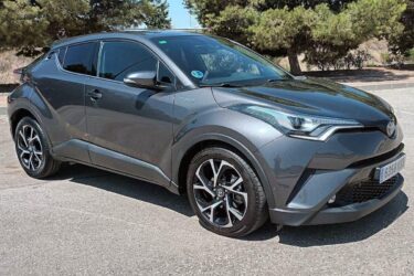 2019 Toyota C-HR 1.8 Hybrid Design Auto - Left Hand Drive - LHD - Spanish reg Image
