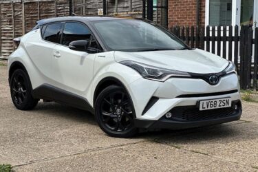 2019 Toyota C-HR 1.8 Hybrid Dynamic 5dr CVT HATCHBACK PETROL/ELECTRIC Automatic Image