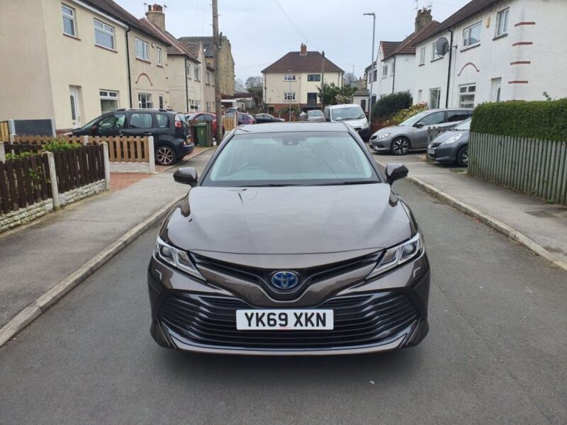 2019 Toyota Camry 2.5 VVT-h Design Petrol Hybrid CVT Image