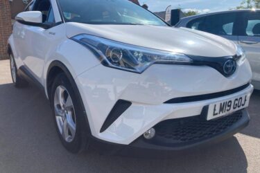 2019 Toyota CHR 1.8 ICON 5d 122 BHP Hatchback PETROL/ELECTRIC Automatic Image