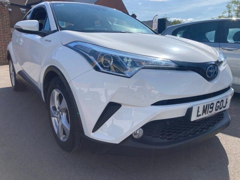2019 Toyota CHR 1.8 ICON 5d 122 BHP Hatchback PETROL/ELECTRIC Automatic Image
