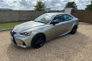 2021 (21) LEXUS IS 300h 2.5 SPORT HYBRID E-CVT Euro 6 (s/s) 4dr SILVER/GREY Image