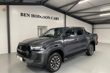 2023 Toyota HI-LUX 2.8 GR SPORT 4WD D-4D DCB 202 BHP All Terrain Diesel Automati Image