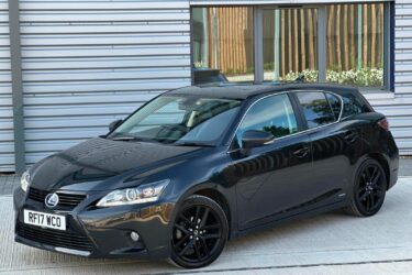 LEXUS CT 200H 1.8 SPORT 2017 (17) AUTO + 43,000 MILES Image