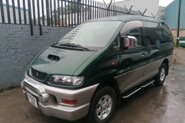 Mitsubishi Delica L400 4x4 Space Gear JASPER LTD EDITION Image