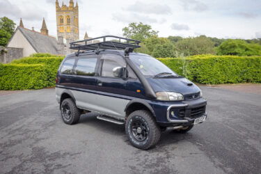 Mitsubishi Delica L400 4x4 Space Gear Super Exceed Image
