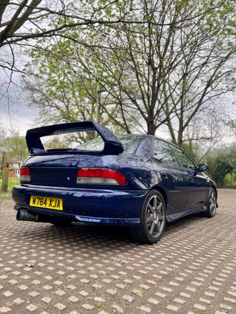 Subaru Impreza UK 2000 Image