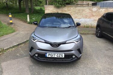 Toyota C-HR Dynamic (2017) 1.2 VVT-i Dynamic SUV 5dr Petrol Manual Euro 6 (s/s) Image
