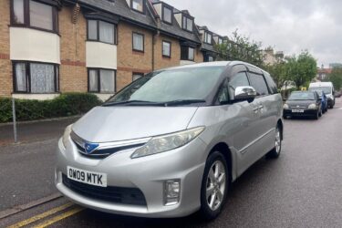 Toyota Estima hybrid 7 seater 2009 Fresh Import Image