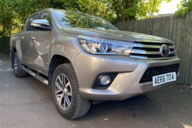 Toyota Hilux + Diesel + 2016 + 116547 miles + 2393cc + Manual + + 148HP Image