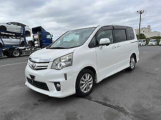 Toyota noah 2.0 automatic white fresh japanese import bimta mileage 4.5 grade Image