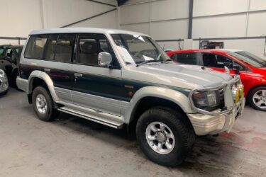 1993 Mitsubishi Pajero 2.8 4X4 DIESEL,AUTOMATIC,7 SEATS,LONG MOT,DRIVES PERFECT, Image
