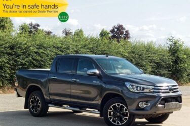 2016 66 TOYOTA HI-LUX 2.4 INVINCIBLE X 4WD D-4D DCB 148 BHP DIESEL Image