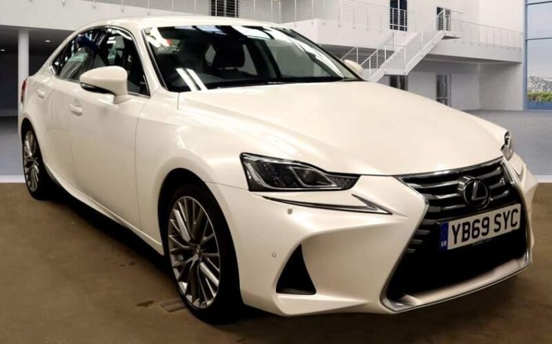 2019 Lexus IS 300h 4dr CVT Auto SALOON PETROL/ELECTRIC Automatic Image
