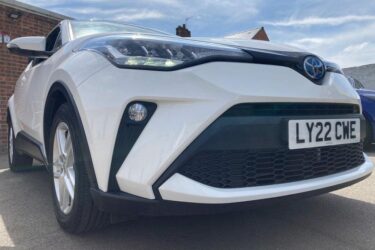 2022 Toyota CHR 1.8 ICON 5d 121 BHP Hatchback PETROL/ELECTRIC Automatic Image