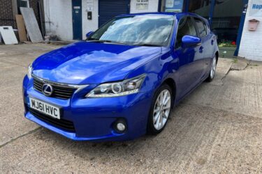 Lexus Ct 200 H SE L 1.8 Hybrid petrol Automatic 2011 Image