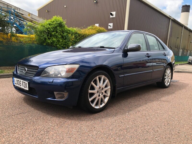 Lexus is200se Image