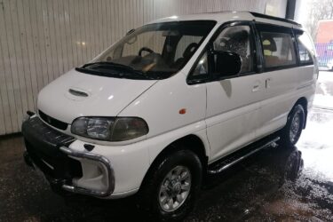 Mitsubishi Delica L400 4x4 Space Gear Super Exceed Image