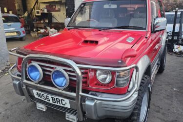Mitsubishi pajero 2.8 DIESEL 4m40 Image