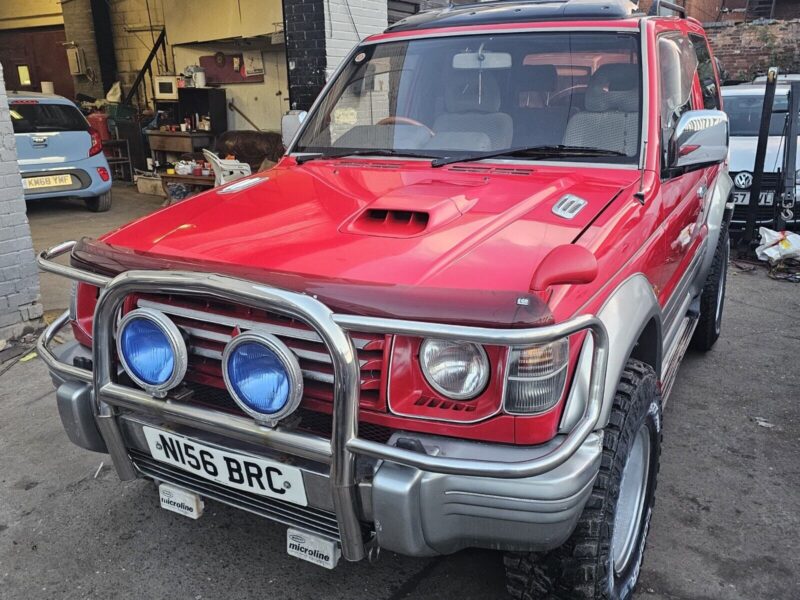 Mitsubishi pajero 2.8 DIESEL 4m40 Image