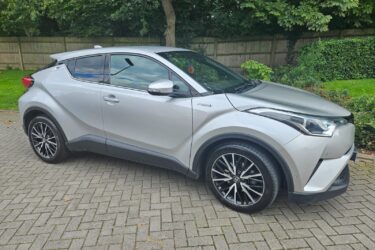 toyota c-hr hybrid automatic excel 2017 Image