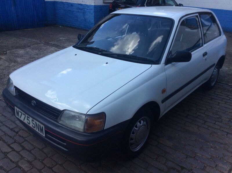 Toyota Starlet XLI 1.3 P80 4th Generation 1994 Image