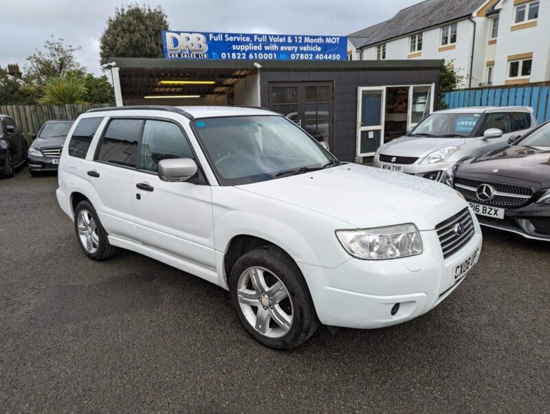 2008 Subaru Forester 2.0 X 5dr ESTATE PETROL Manual Image