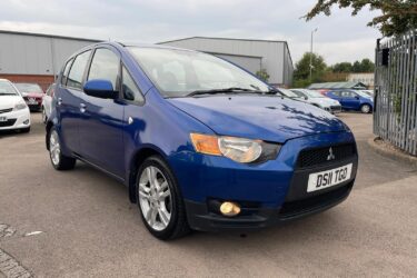 2011 Mitsubishi Colt 1.3 CZ2 5dr Auto HATCHBACK PETROL Automatic Image
