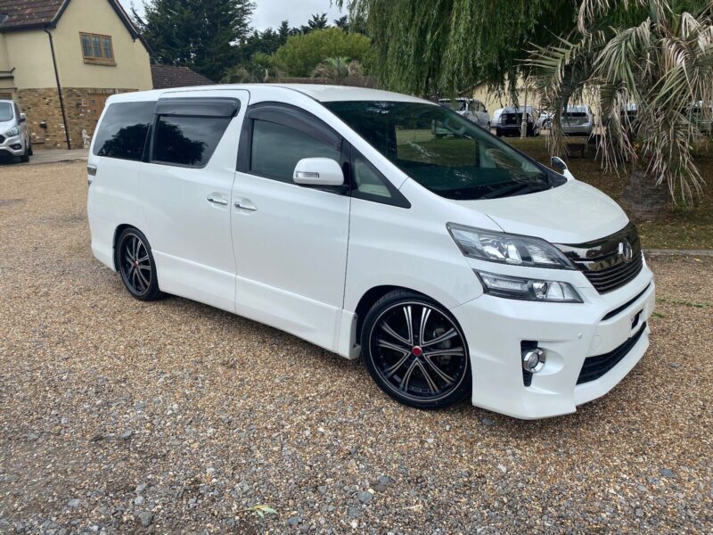 2013 TOYOTA VELLFIRE / ALPHARD 2.4Z AUTO 48000MILES, VERY LOW MILES, HUGE SPEC Image