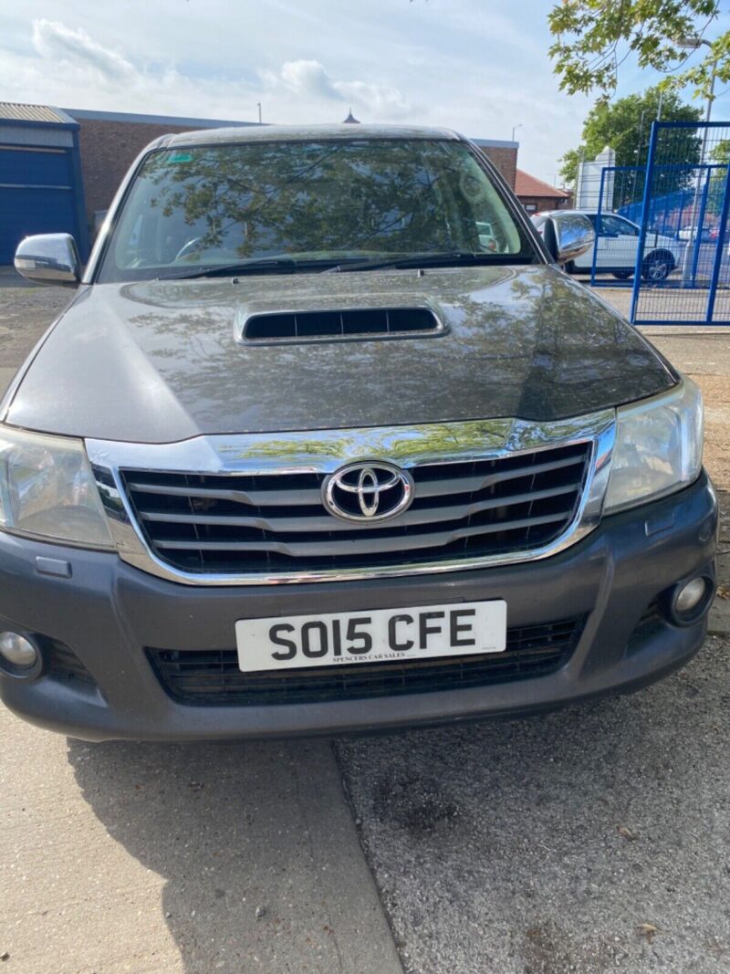 2015 15 TOYOTA HILUX invincible D-4D 4x4DCBautomatic Image