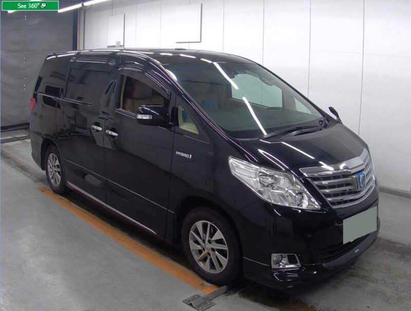 FRESH IMPORT 2014 TOYOTA ALPHARD 2.4 PETROL/ELECTRIC HYBRID L PACKAGE ULEZ FREE Image